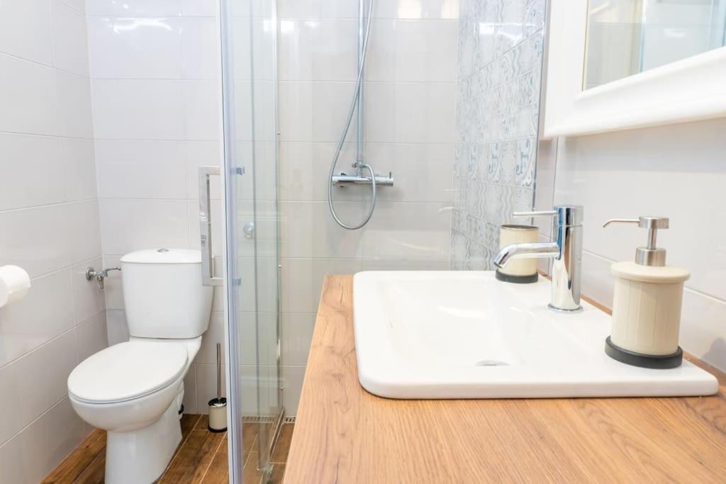 Central And Comfy 2Bdr Apartment Near Parliament เบลเกรด ภายนอก รูปภาพ